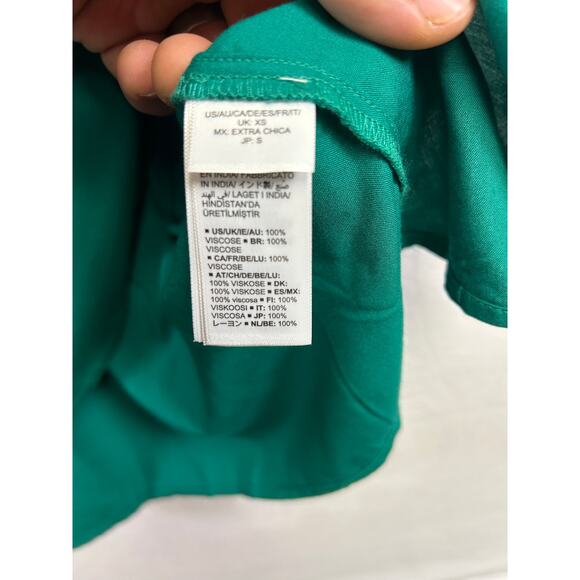 Woman's Green Long Sleeve Dress - Size XS Winter Holiday Feminine - Picture 8 of 10